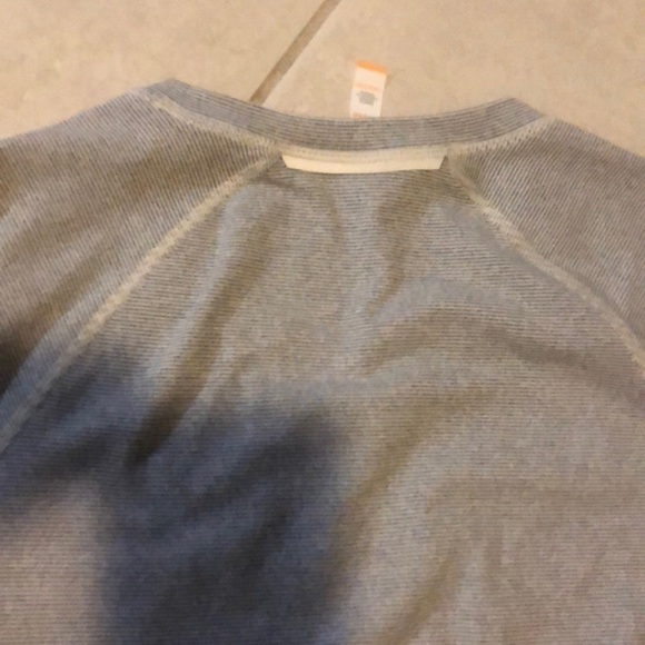 Lucy Yoga sleeved shirt Medium Striped - Picture 5 of 5